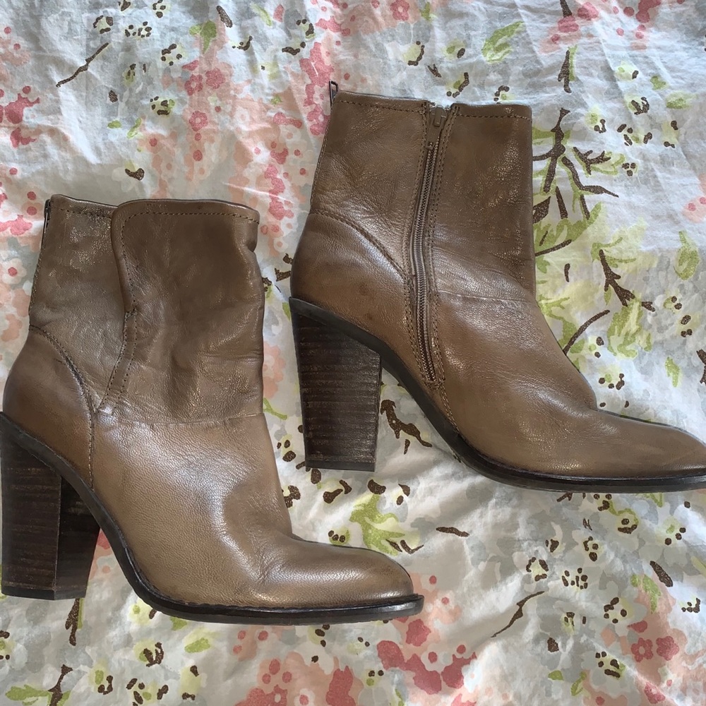Steve Madden Leather Booties